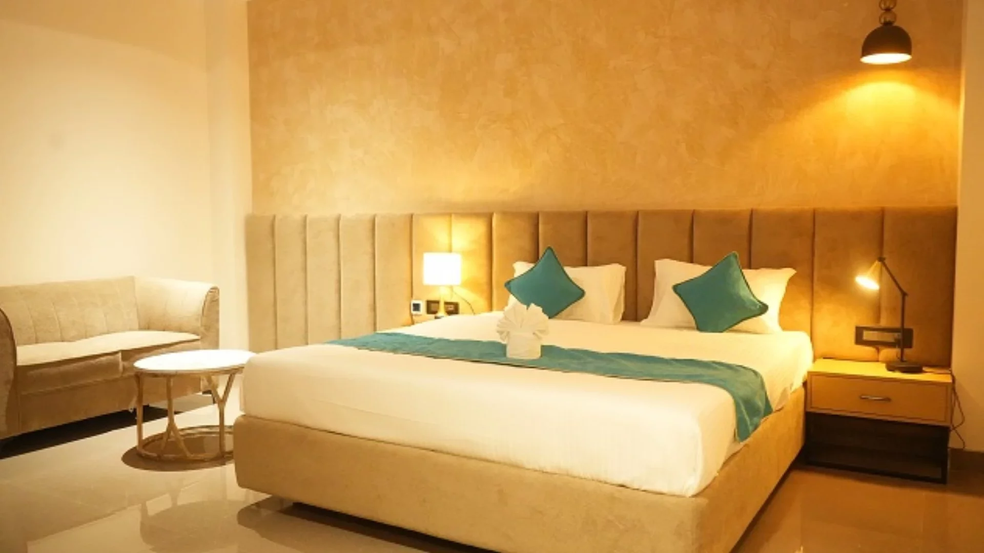SSS Fortune Suites & Conventions